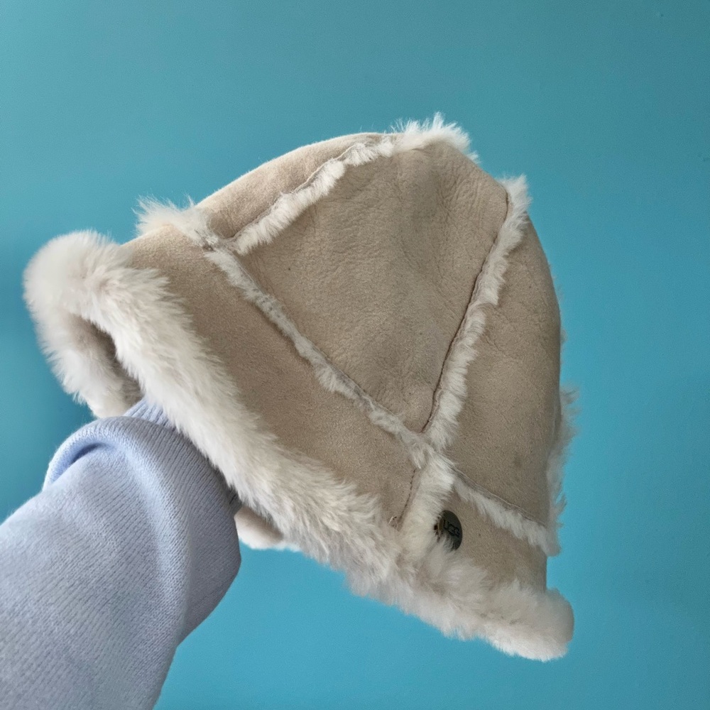 ugg shearling bucket hat